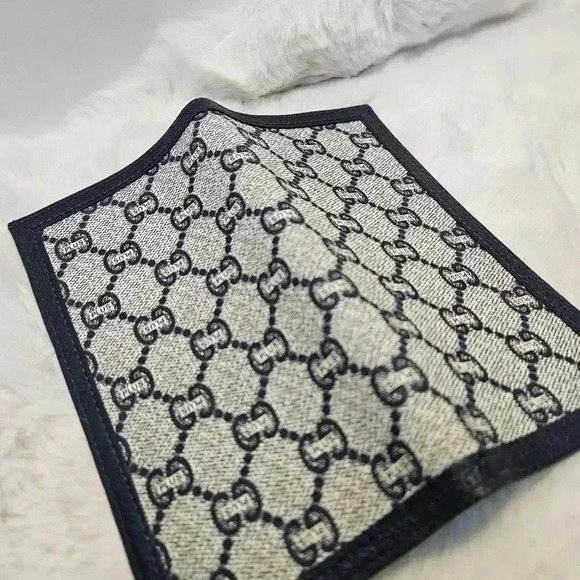 Gucci Plus  Wallet - Picture 2 of 8